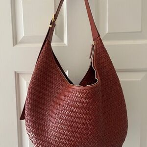 Madewell Essential Curve Shoulder Bag